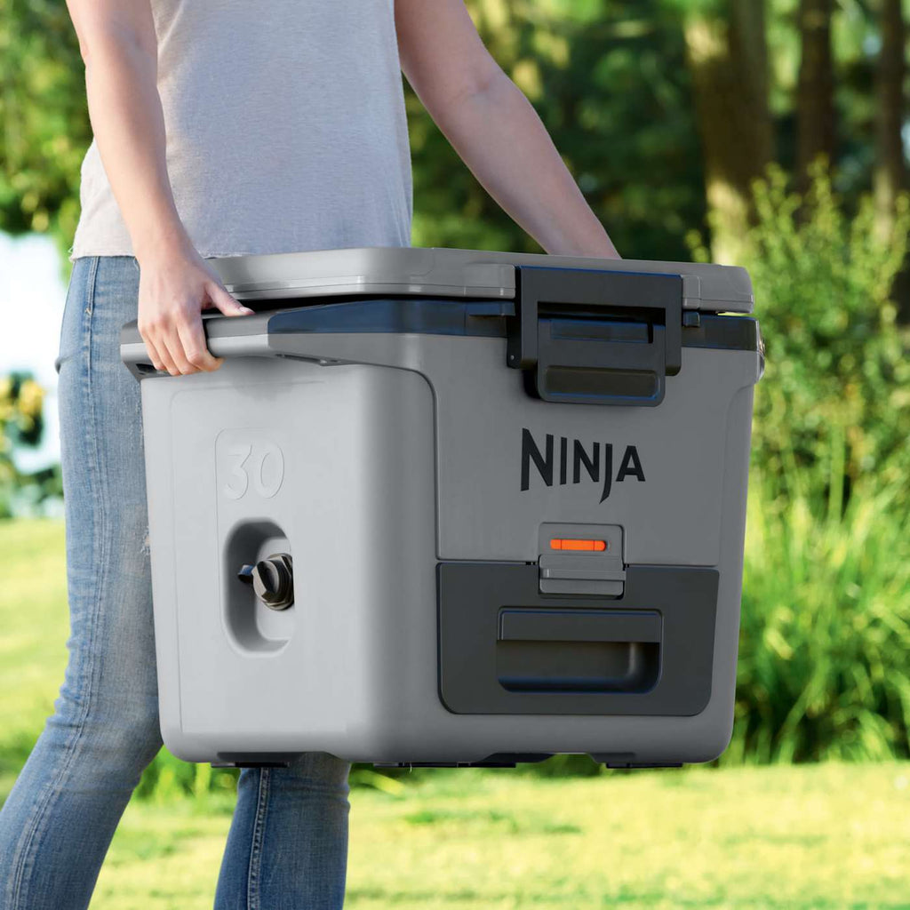 Ninja FrostVault™ 30qt Hard Cooler with Dry Zone, Lakeshore Blue