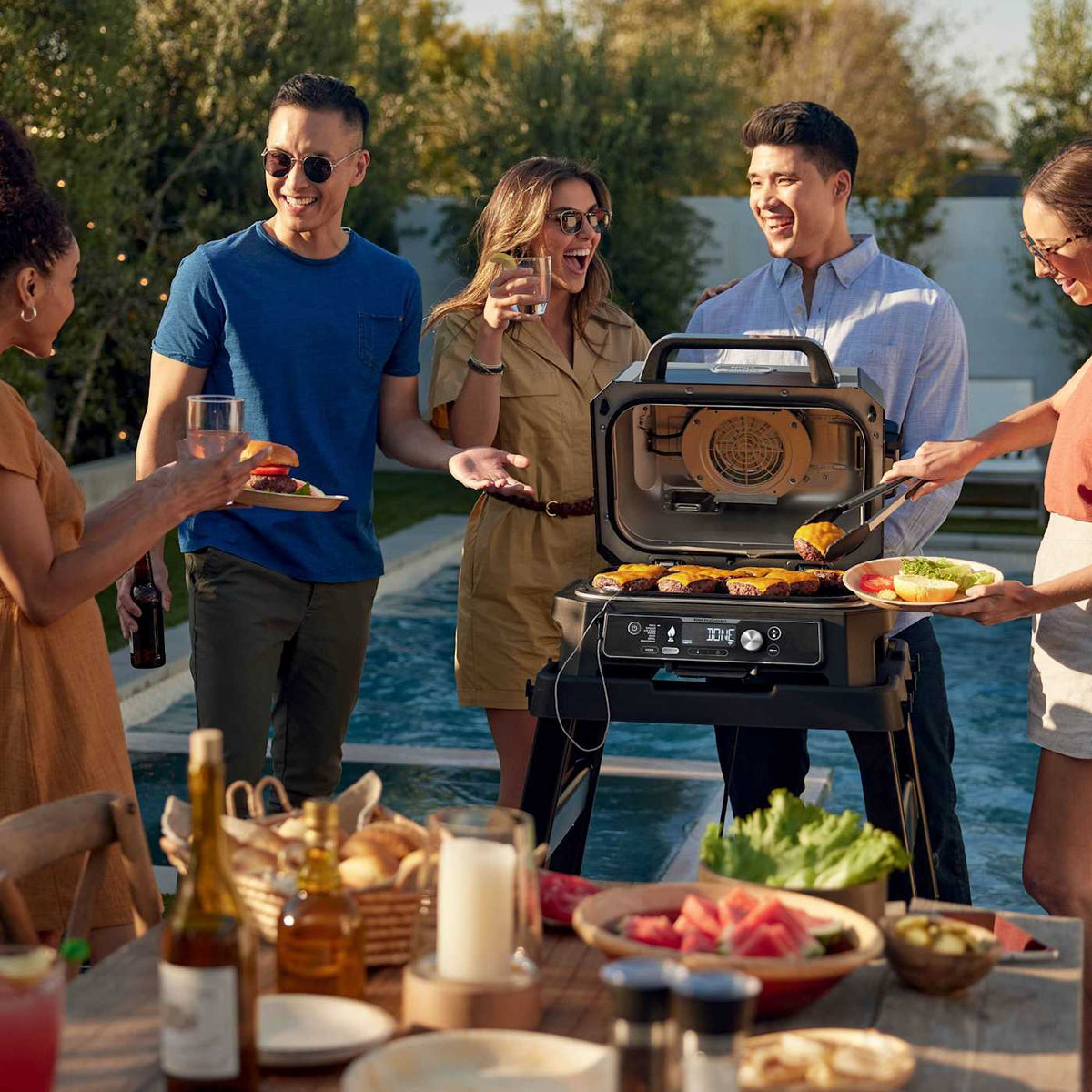 Ninja Woodfire Pro Connect™ XL Outdoor Grill & Smoker