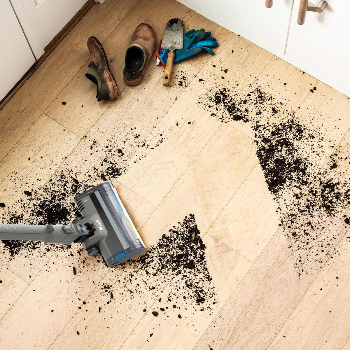 Shark® Cordless PowerDetect™ Clean & Empty System