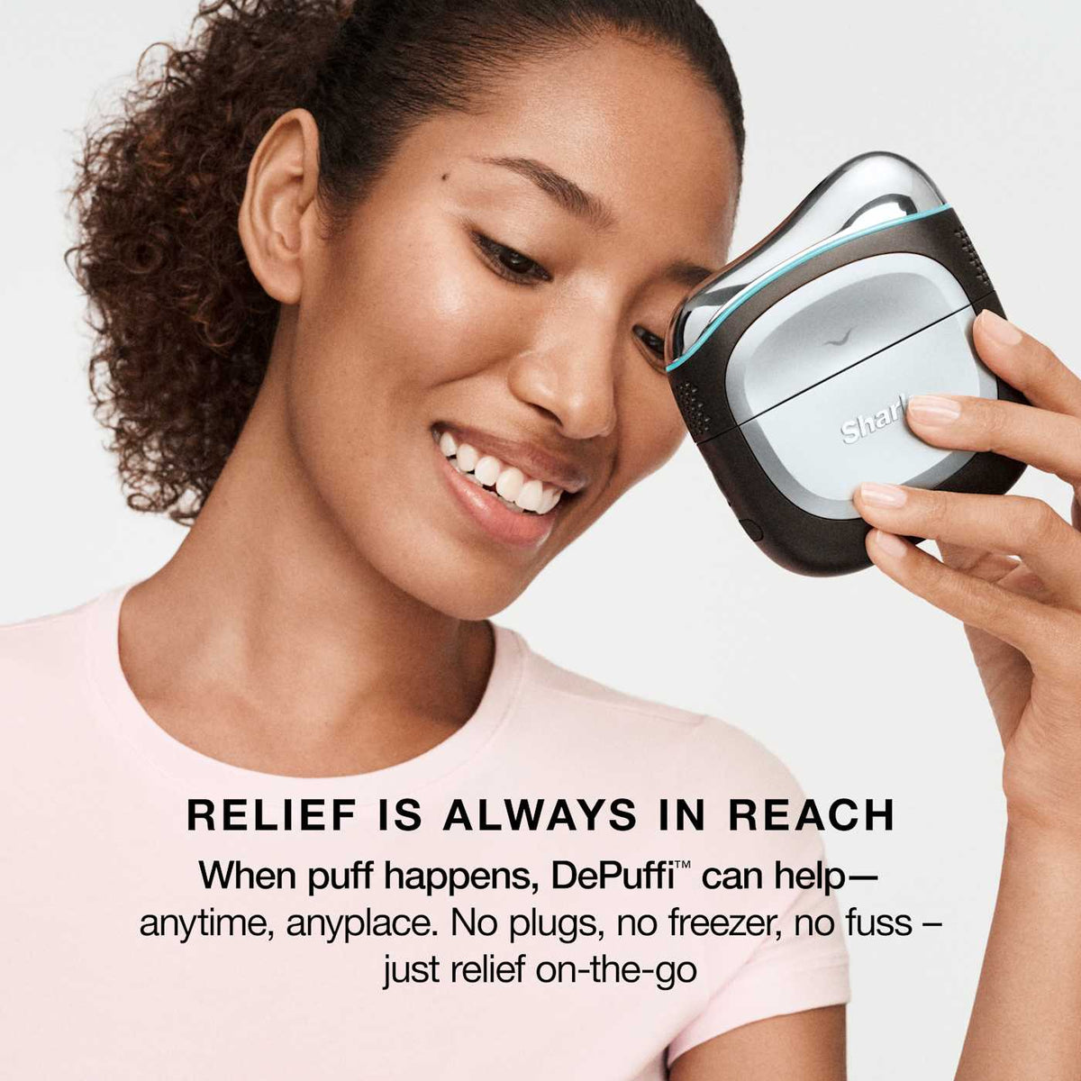 Shark™ Depuffi™ Facial Sculpting Device in Pink