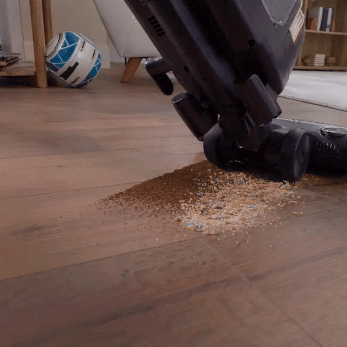 Shark® POWERDETECT™ Upright Vacuum